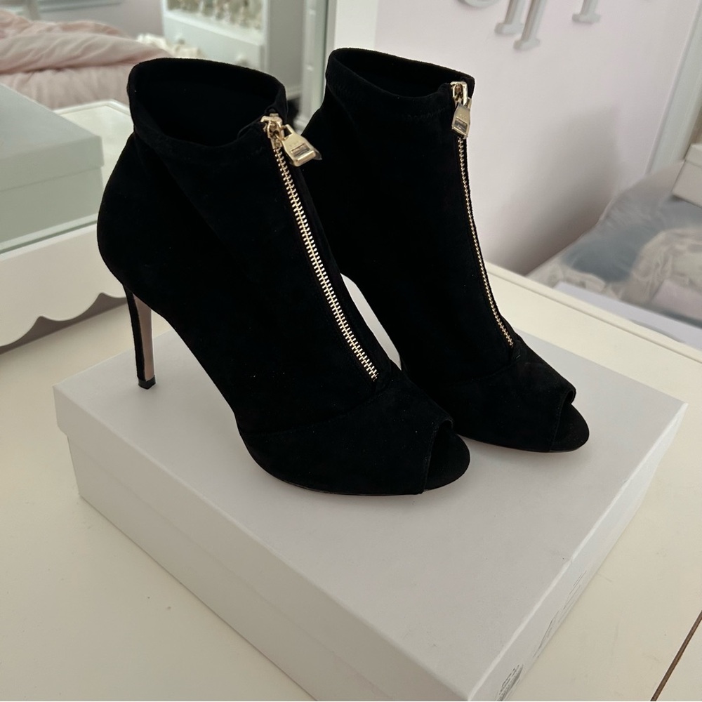 NWT Karen Millen Suede Booties